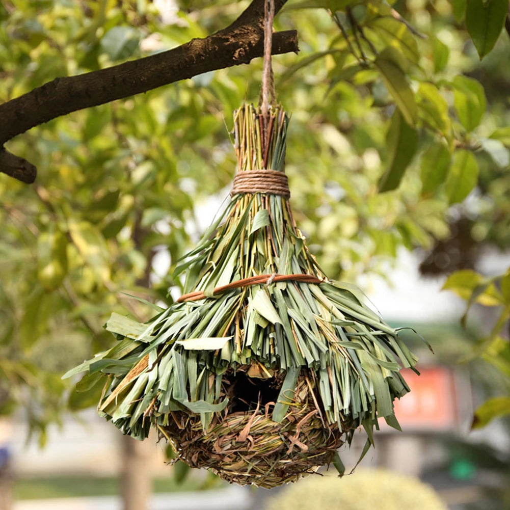 Bird Cage Comfortable Resting Place Natural Grass Bird House Weaved Hanging Parrot Nest Houses Outdoor Decoration